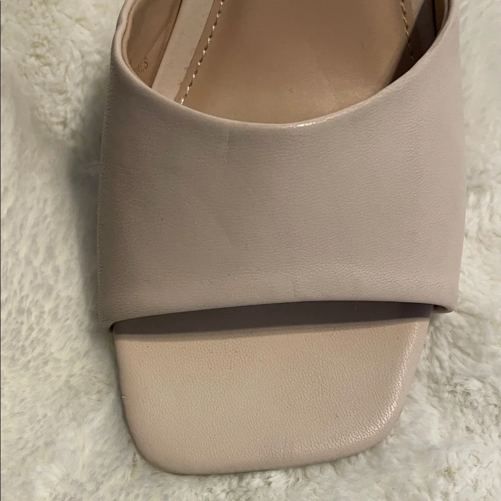 Cushionaire Women's Tan Mules - Picture 6 of 9